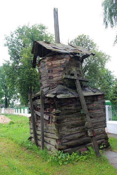 Файл:Фрагмент деревянной церкви.jpg