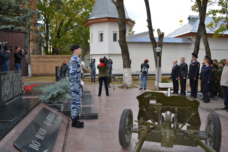 Файл:98fa952ac85b43336e53a4ba91df709a.jpeg